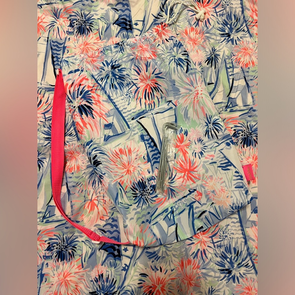 NWOT Lilly Pulitzer packable beach mat - from sea to shining sea